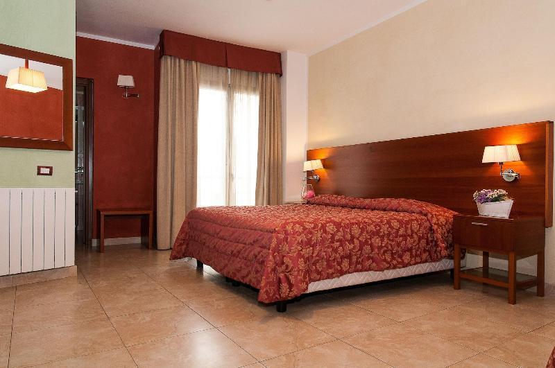 Hotel Demar Olbia Eksteriør bilde