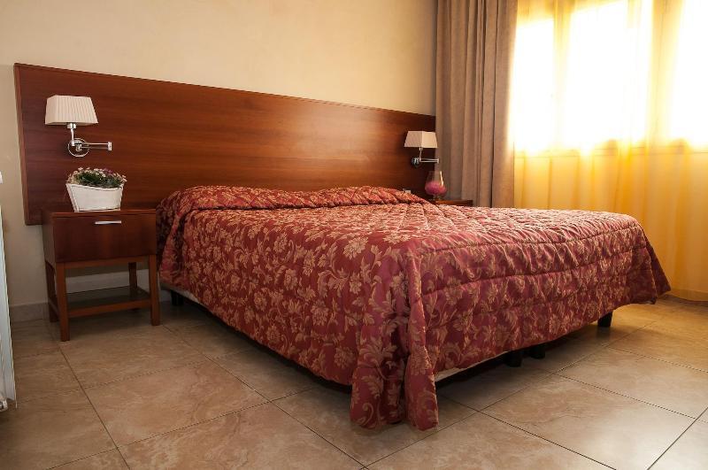 Hotel Demar Olbia Eksteriør bilde