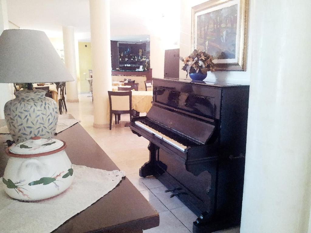 Hotel Demar Olbia Eksteriør bilde