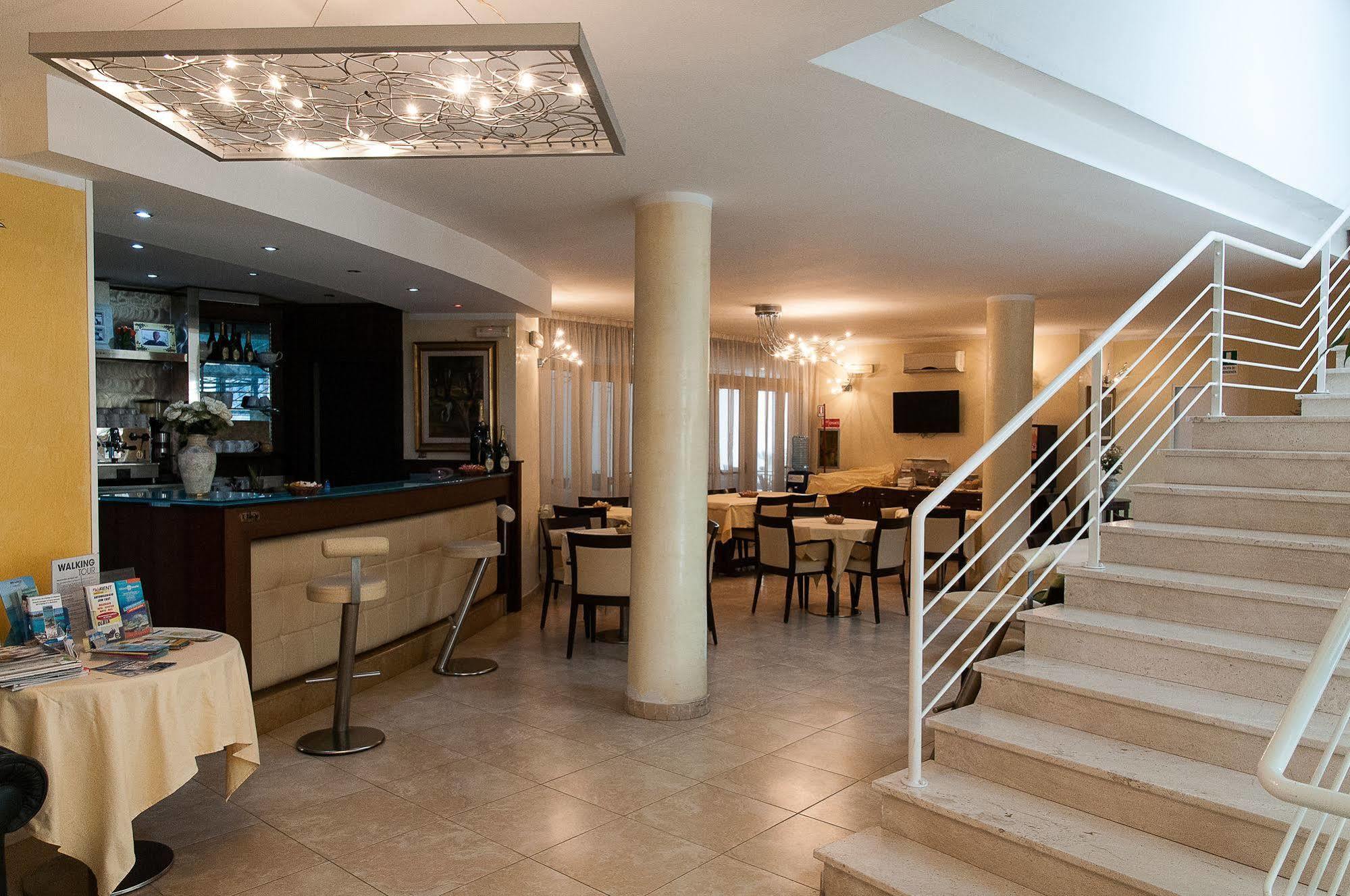 Hotel Demar Olbia Eksteriør bilde